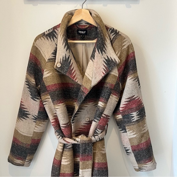 ONLY Southwest inspired coat - Picture 1 of 6